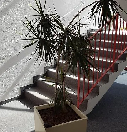 Fasthotel Tarbes - Un Fh Confort