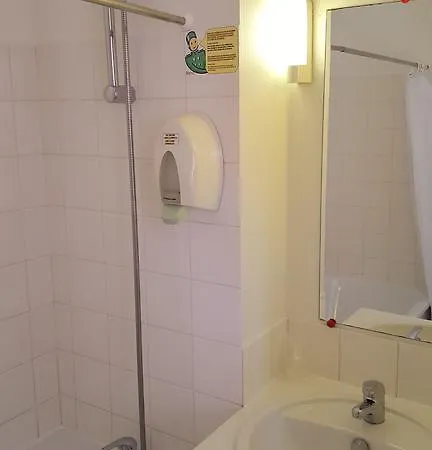 Hotel Fasthotel Tarbes-séméac 2*