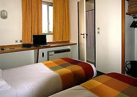 Hotel Fasthotel Tarbes - Un Fh Confort Séméac