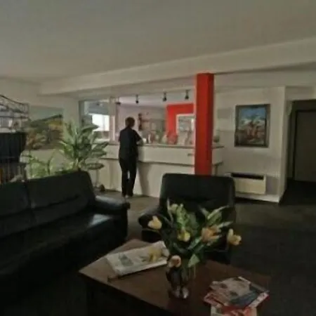 Fasthotel Tarbes - Un Fh Confort 2*