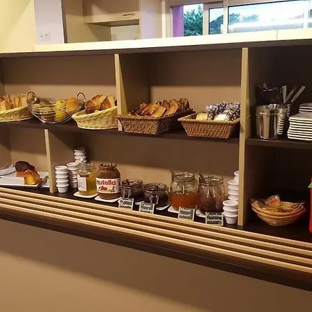 Fasthotel Tarbes - Un Fh Confort 2*