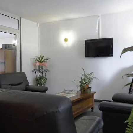 Hotel Fasthotel Tarbes - Un Fh Confort 2*